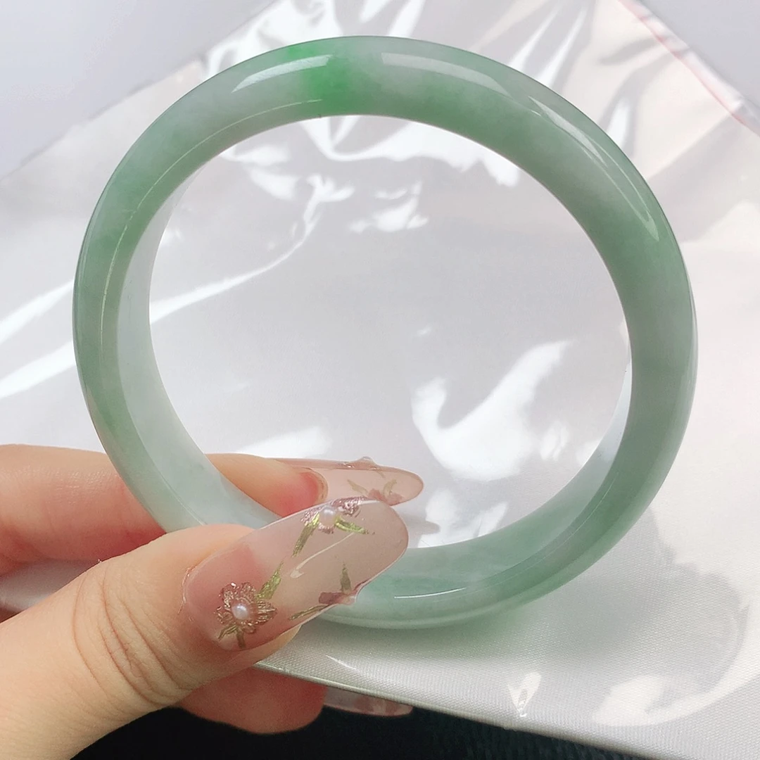 翡翠未镶嵌手镯618
