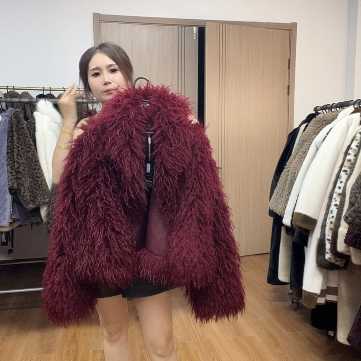 皮毛一体外套女短款