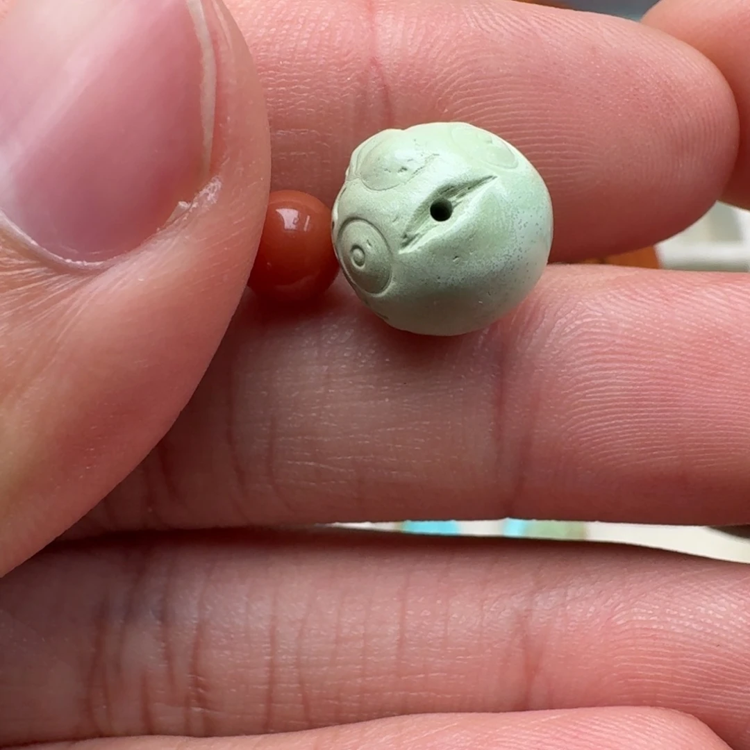 南红玛瑙未镶嵌珠宝半成品