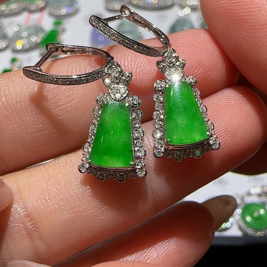 【闪购商品】18K金镶嵌翡翠耳饰天然