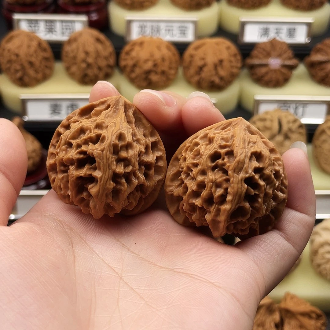 文玩核桃把件苹果园39尺738