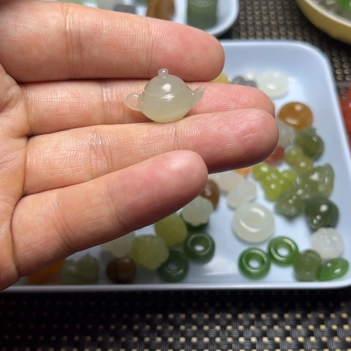 丫***丫手链未镶嵌和田玉