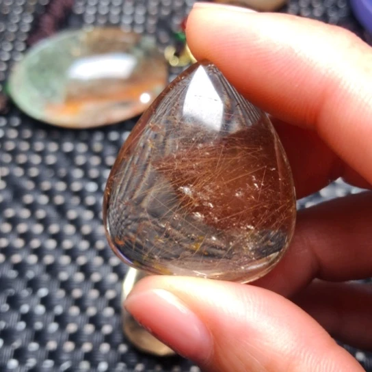 水晶颈饰银S925镶嵌?水晶吊坠