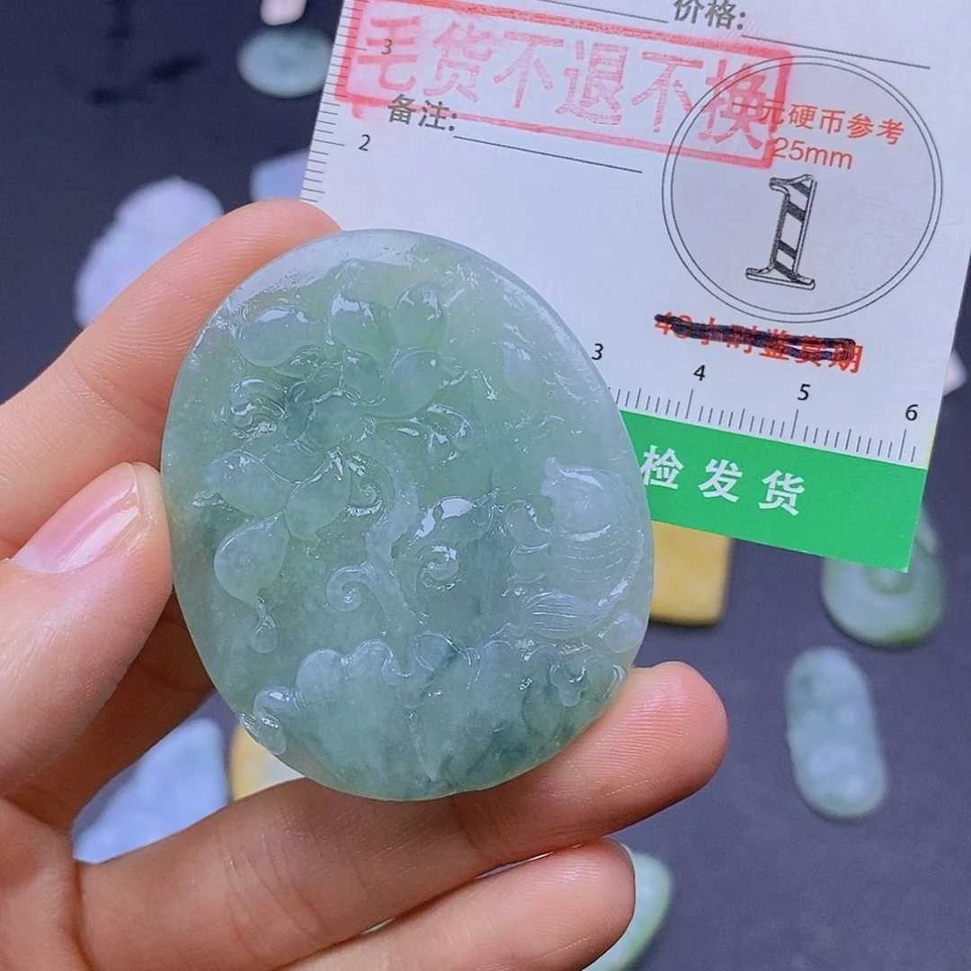 翡翠未镶嵌颈饰翡翠