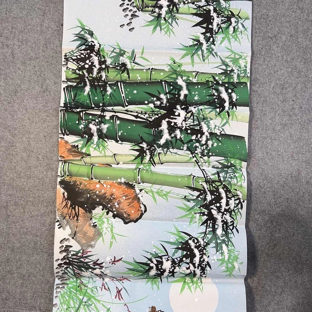 国画609 花鸟在树丛的顶端鸣叫叫声响