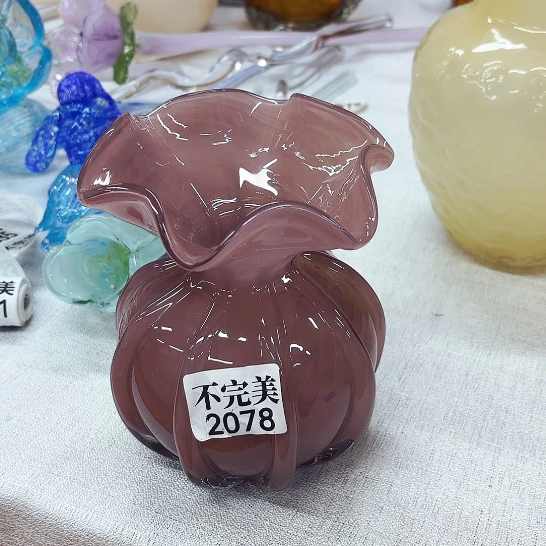 2078 安妮琉璃花瓶摆件不完美