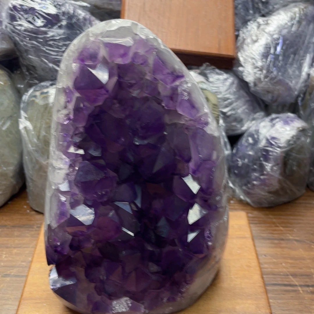 颜***可未镶嵌大型摆件（非配饰）水晶