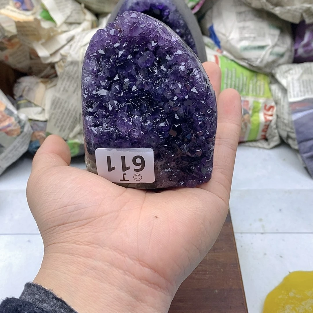 紫晶大型摆件（非配饰）未镶嵌