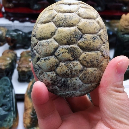 岫岩河磨玉（透闪石质玉）把件未镶嵌