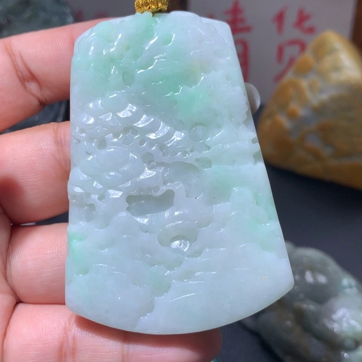 翡翠未镶嵌颈饰保真天然A货翡翠