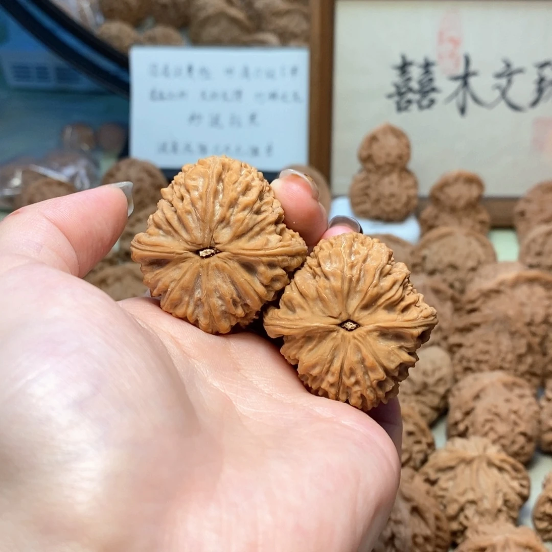 胡***哥文玩核桃把件1111111111111111