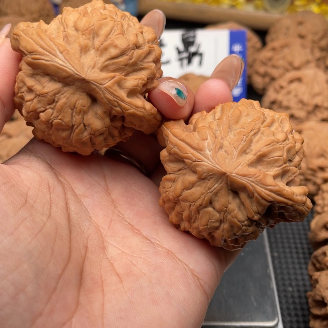 吊坠文玩核桃T***e龙鼎