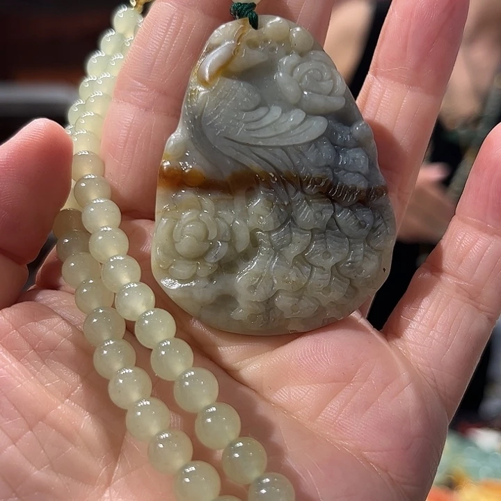 岫玉未镶嵌毛衣链