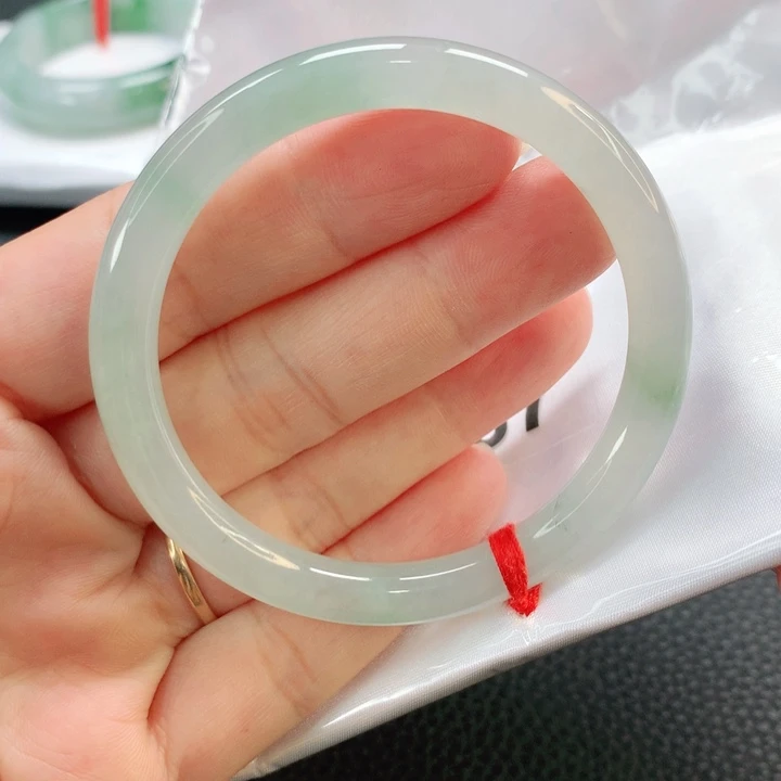 未镶嵌手镯翡翠53圆