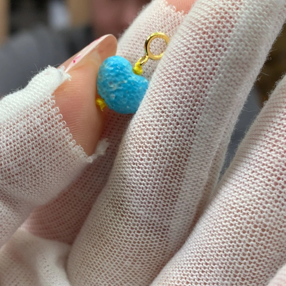 绿松石未镶嵌挂件