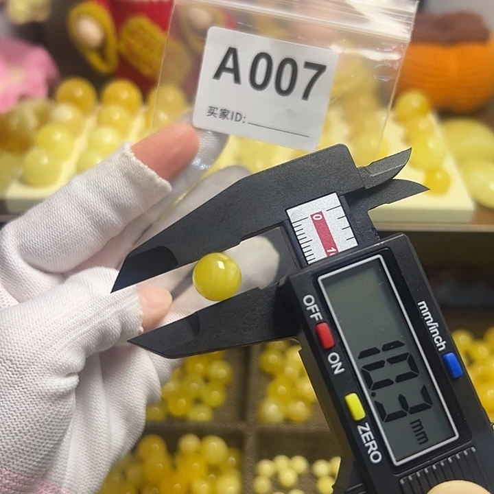琥珀未镶嵌裸石10.3mm圆珠
