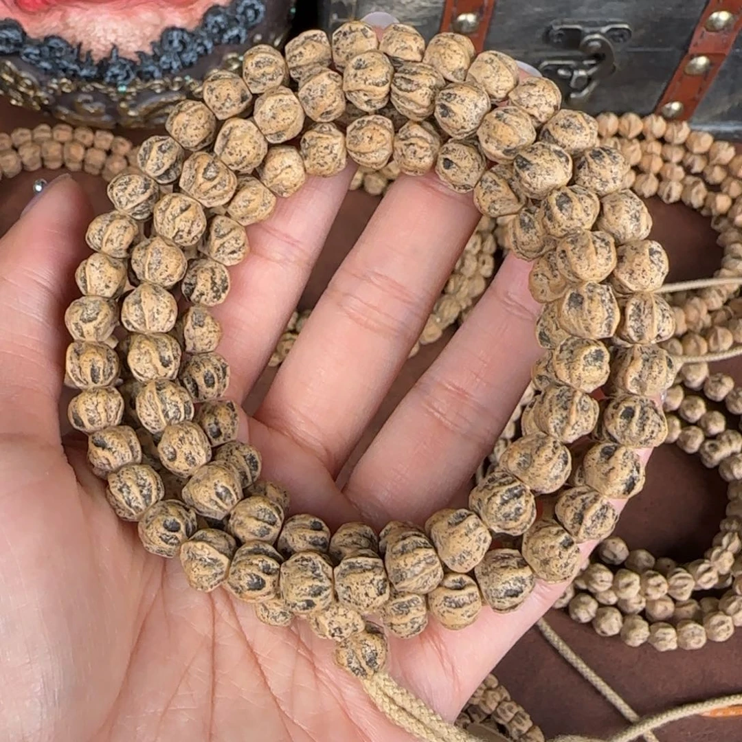 柏香籽/百香籽吊坠8**8