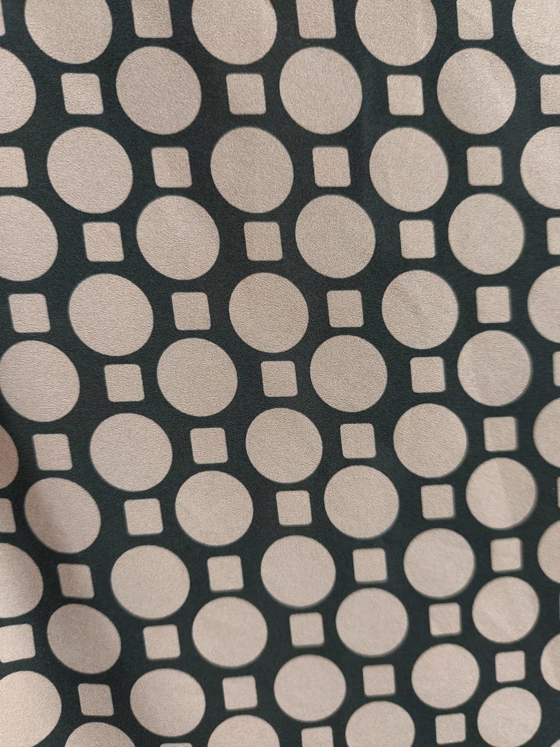 弹力双绉粉色方块波点连衣裙时装面料