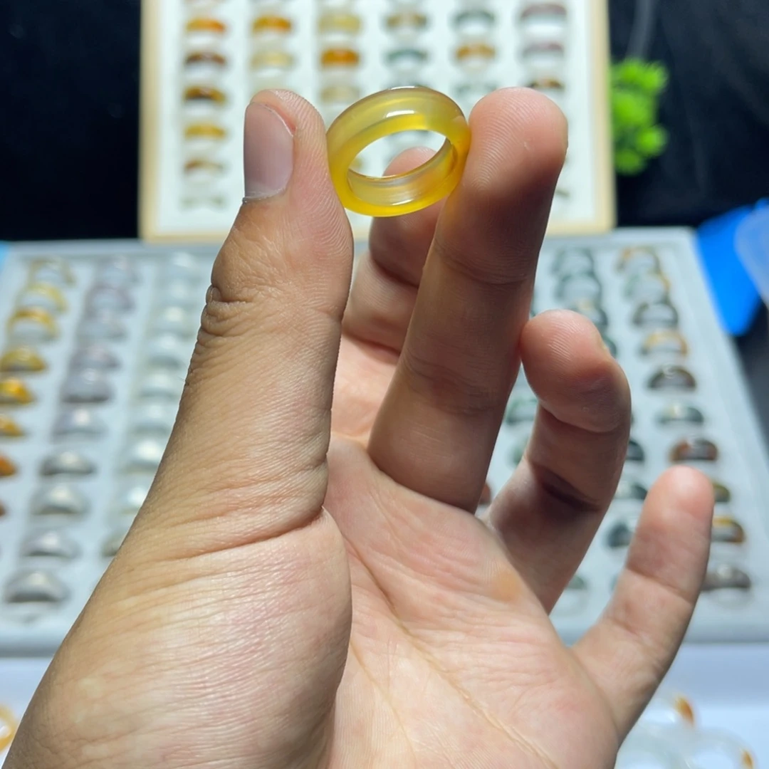 玛瑙/玉髓戒指未镶嵌雨