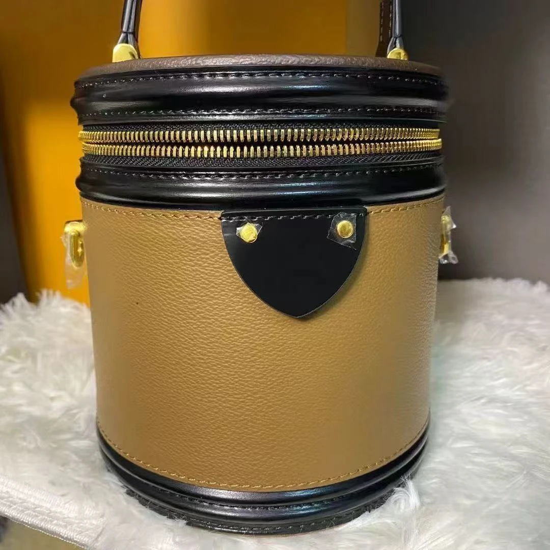 A15 发财桶带礼盒包装单肩斜跨原木原示现货