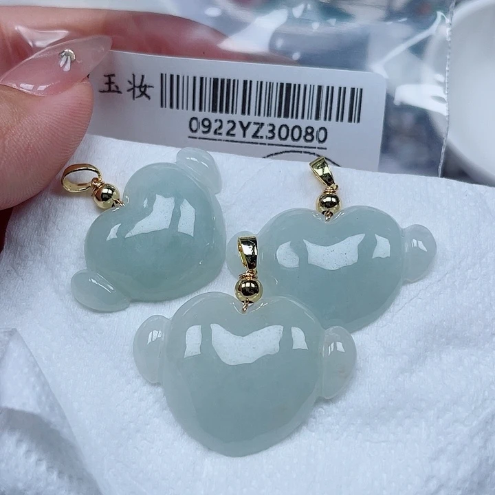 吊坠(不含链)未镶嵌翡翠