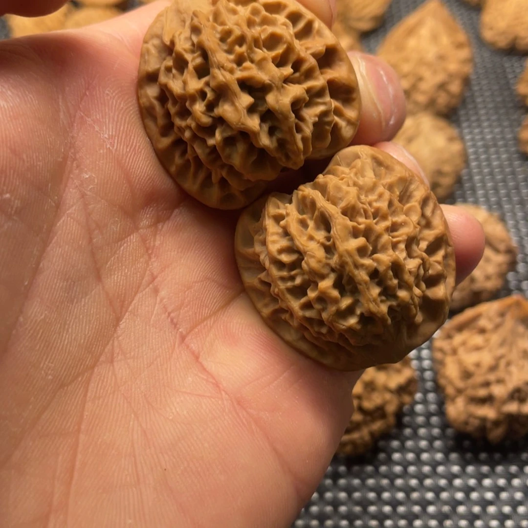 秦岭小王文玩核桃