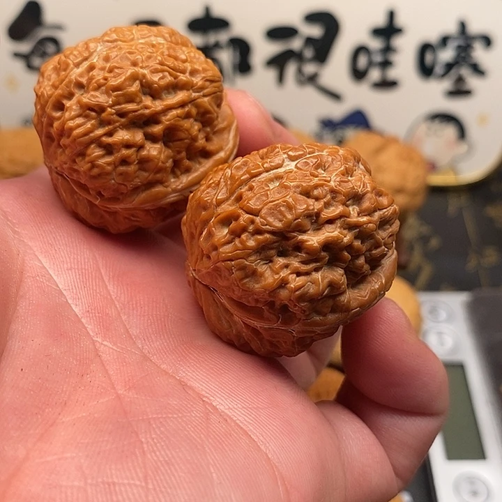 文玩核桃把件铁皮寿星蛤蟆头