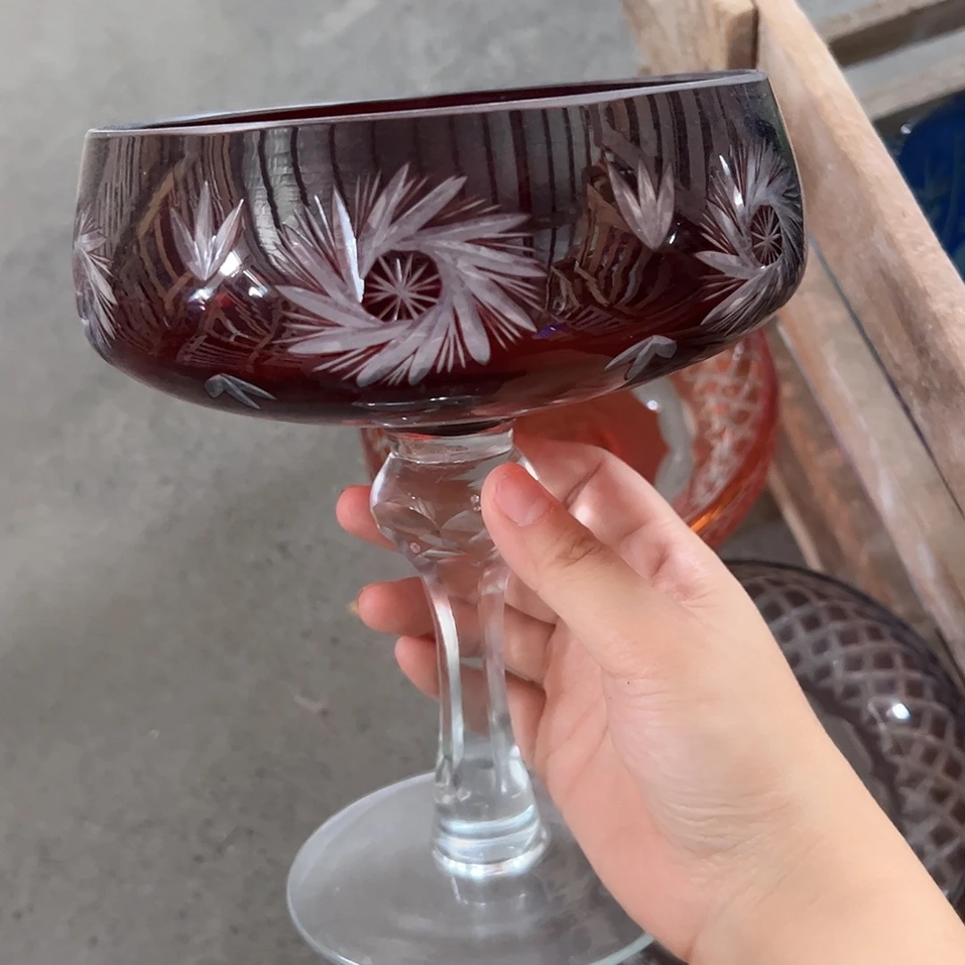 水晶玻璃高脚款微瑕一个
