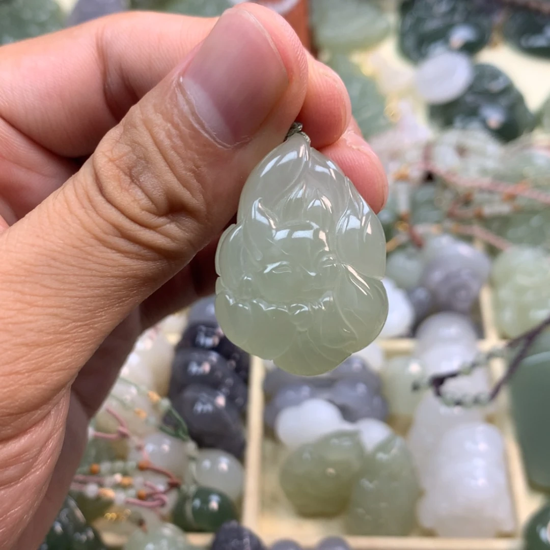 【闪购商品】颈饰未镶嵌和田玉