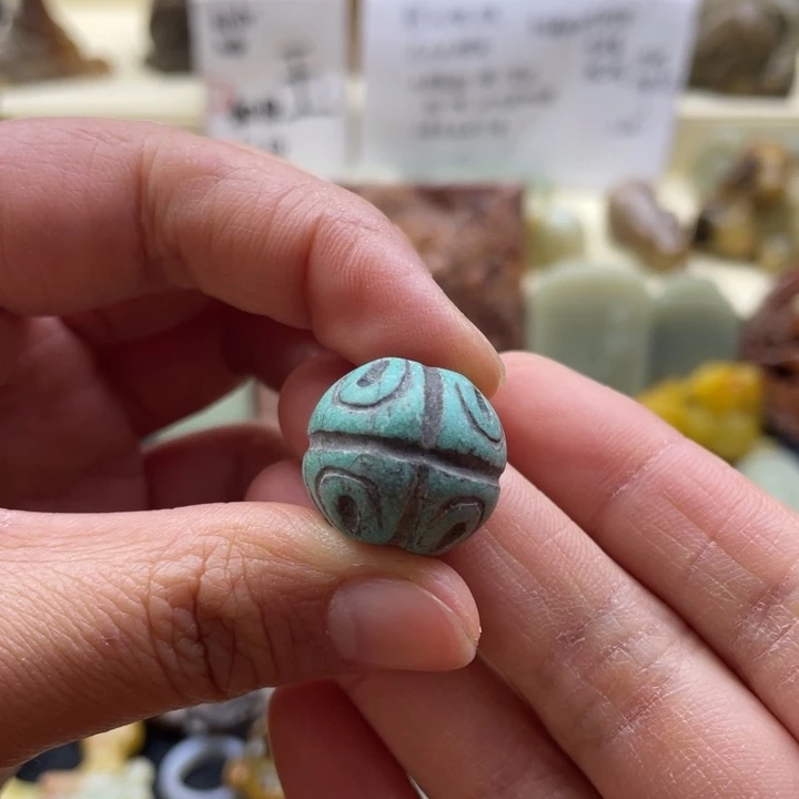 蛇纹石玉颈饰未镶嵌30