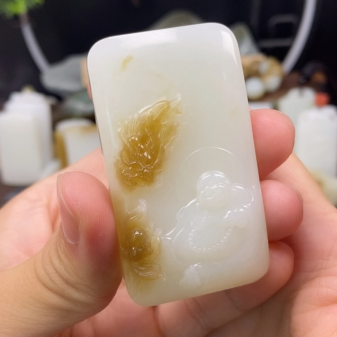 颈饰未镶嵌和田玉