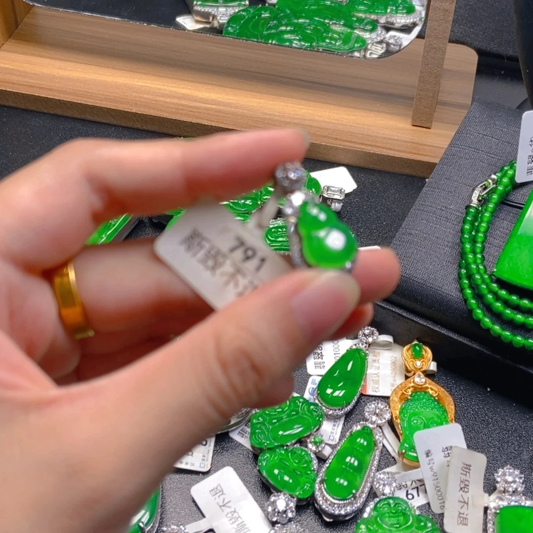 翡翠银S925镶嵌吊坠(不含链)