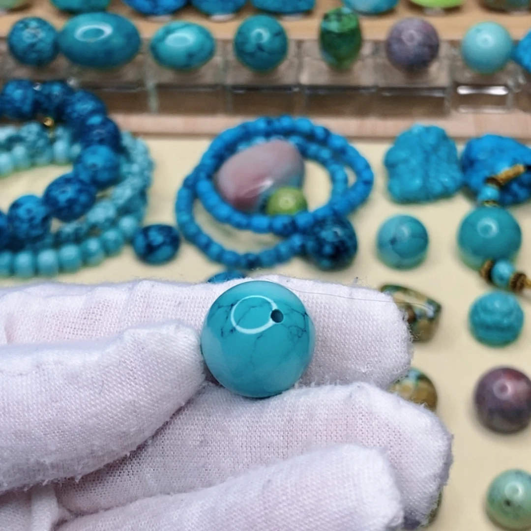 绿松石未镶嵌珠宝奇石