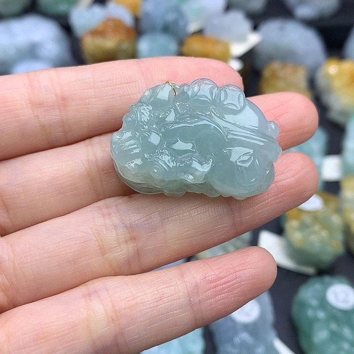 涵***宇颈饰未镶嵌翡翠天然缅甸A货翡翠貔貅吊坠