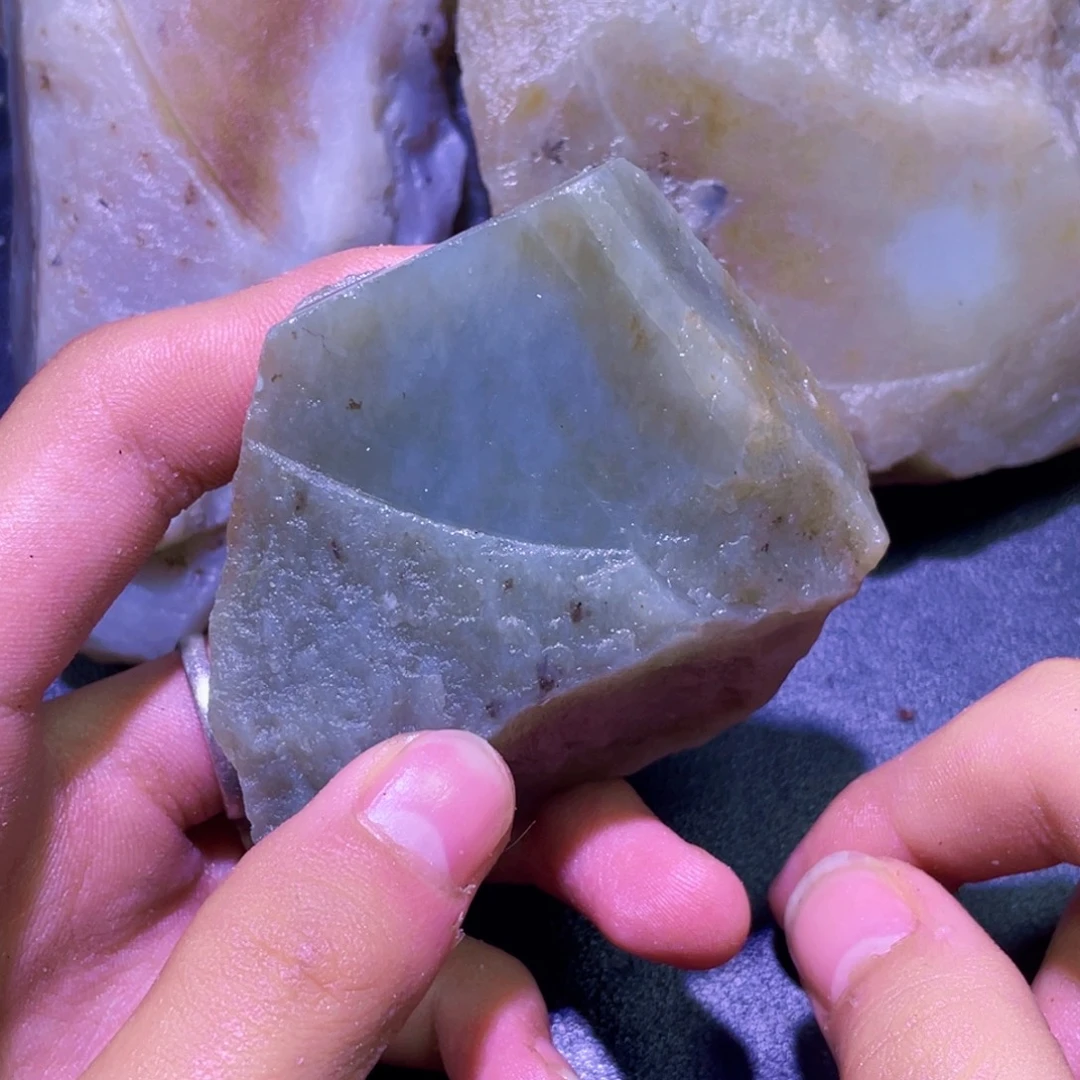 未镶嵌和田玉珠宝半成品