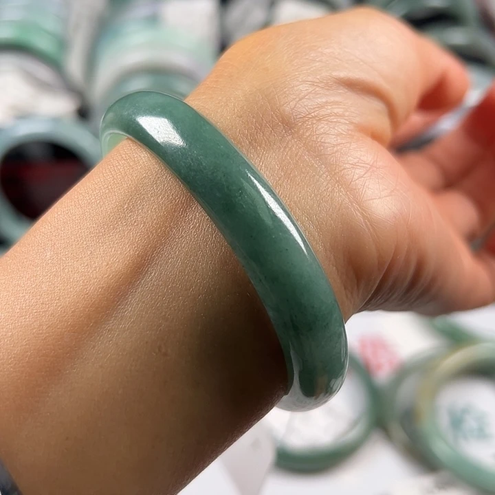 翡翠未镶嵌手镯纯天然缅甸A货翡翠老蓝水贵妃镯58.2