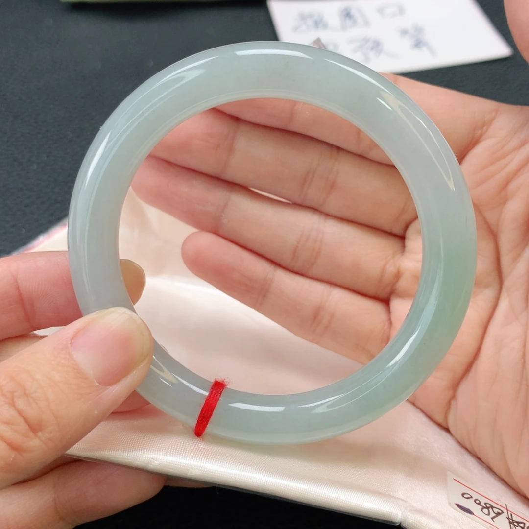 翡翠手镯未镶嵌泡*糖缅甸圆56