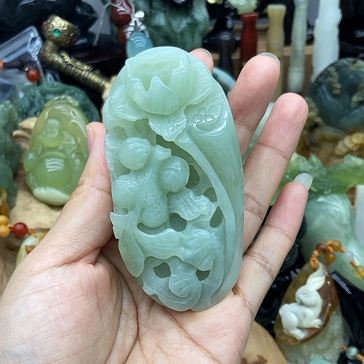 岫玉未镶嵌手把件