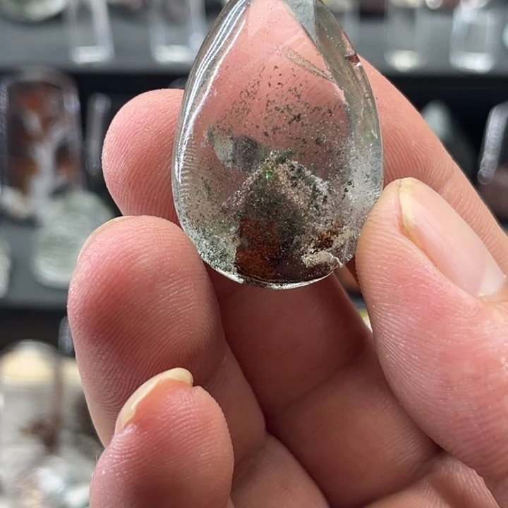 未镶嵌吊坠(赠链)水晶