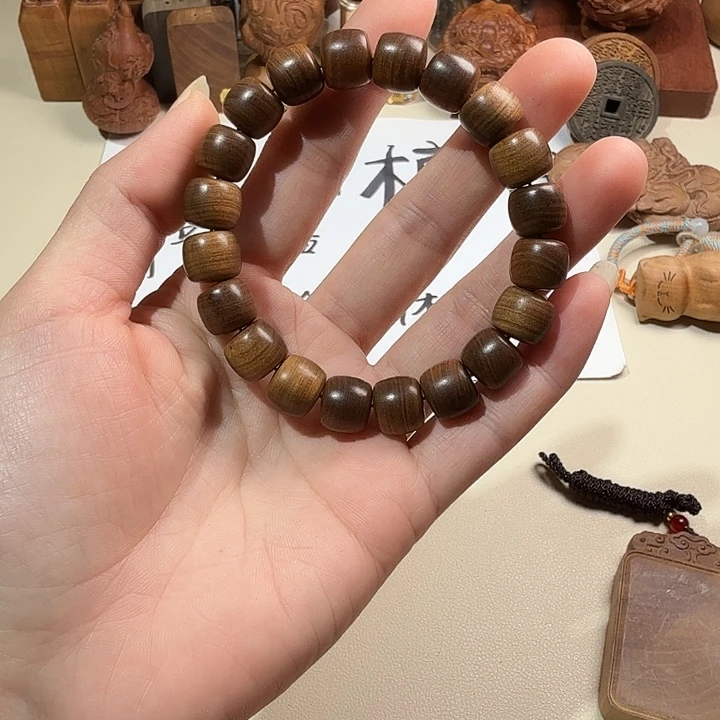 檀香木印度迈索尔老山檀香黑棕1.0/1.1横纹沉水直切单圈