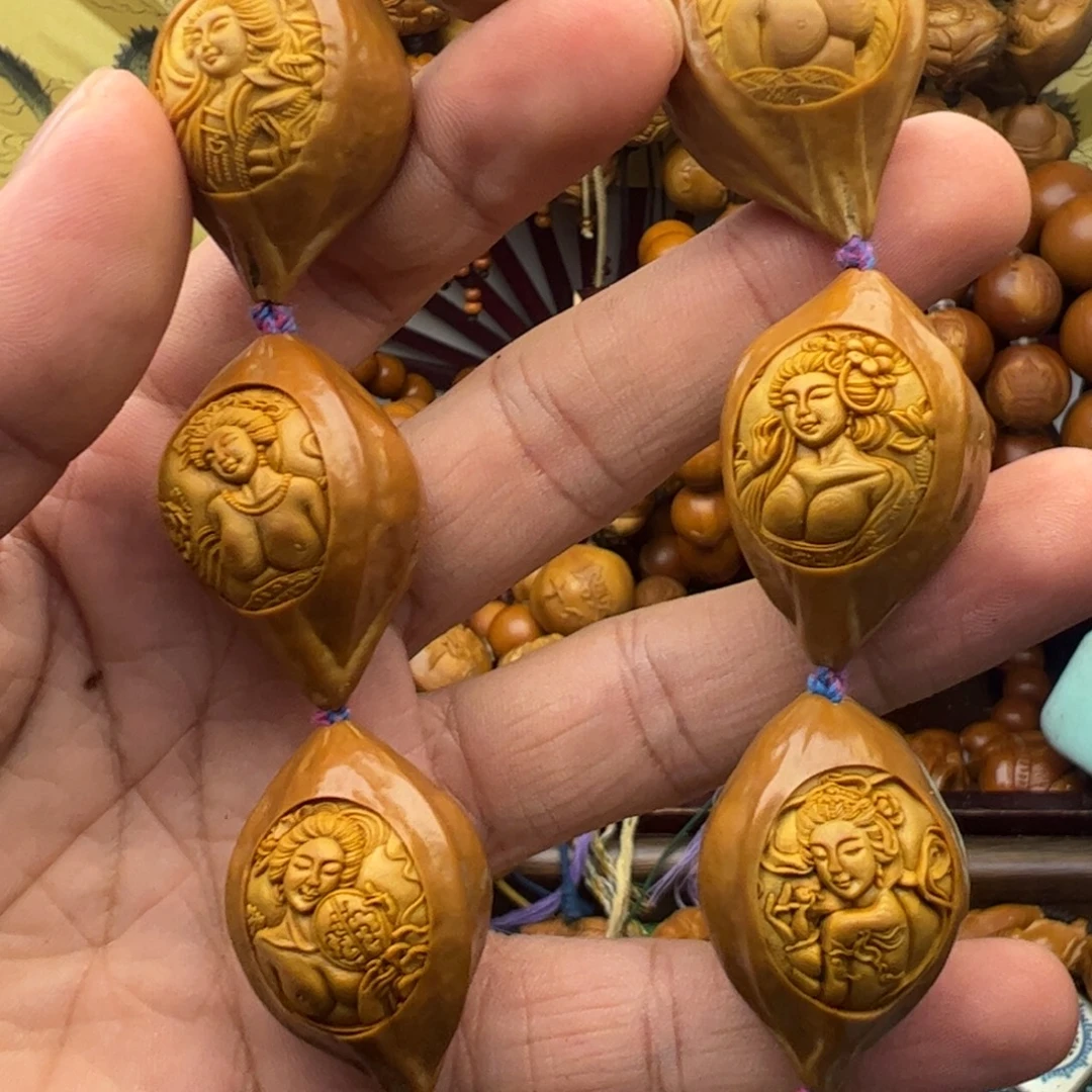 手串/手链橄榄核2.4到2.5美女