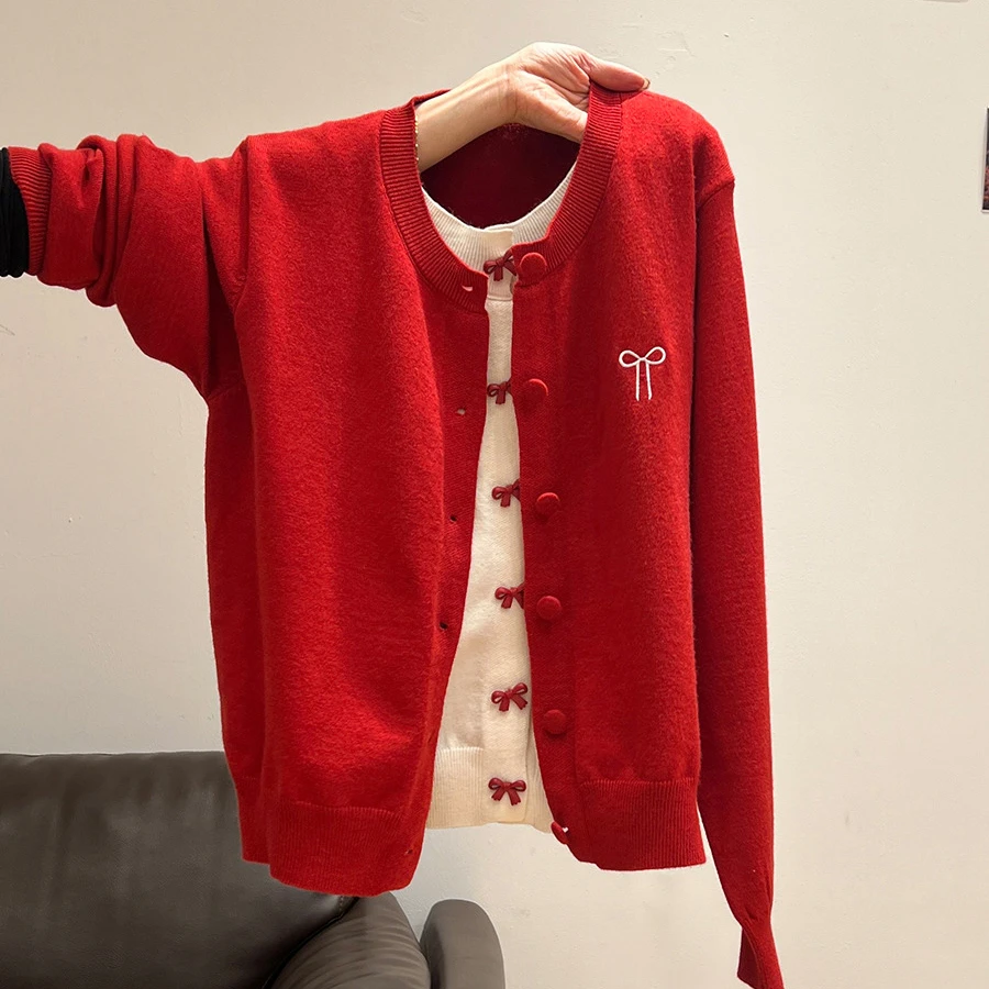时尚百搭氛围感红色长袖针织开衫女2025秋季假两件蝴蝶结毛衣上衣
