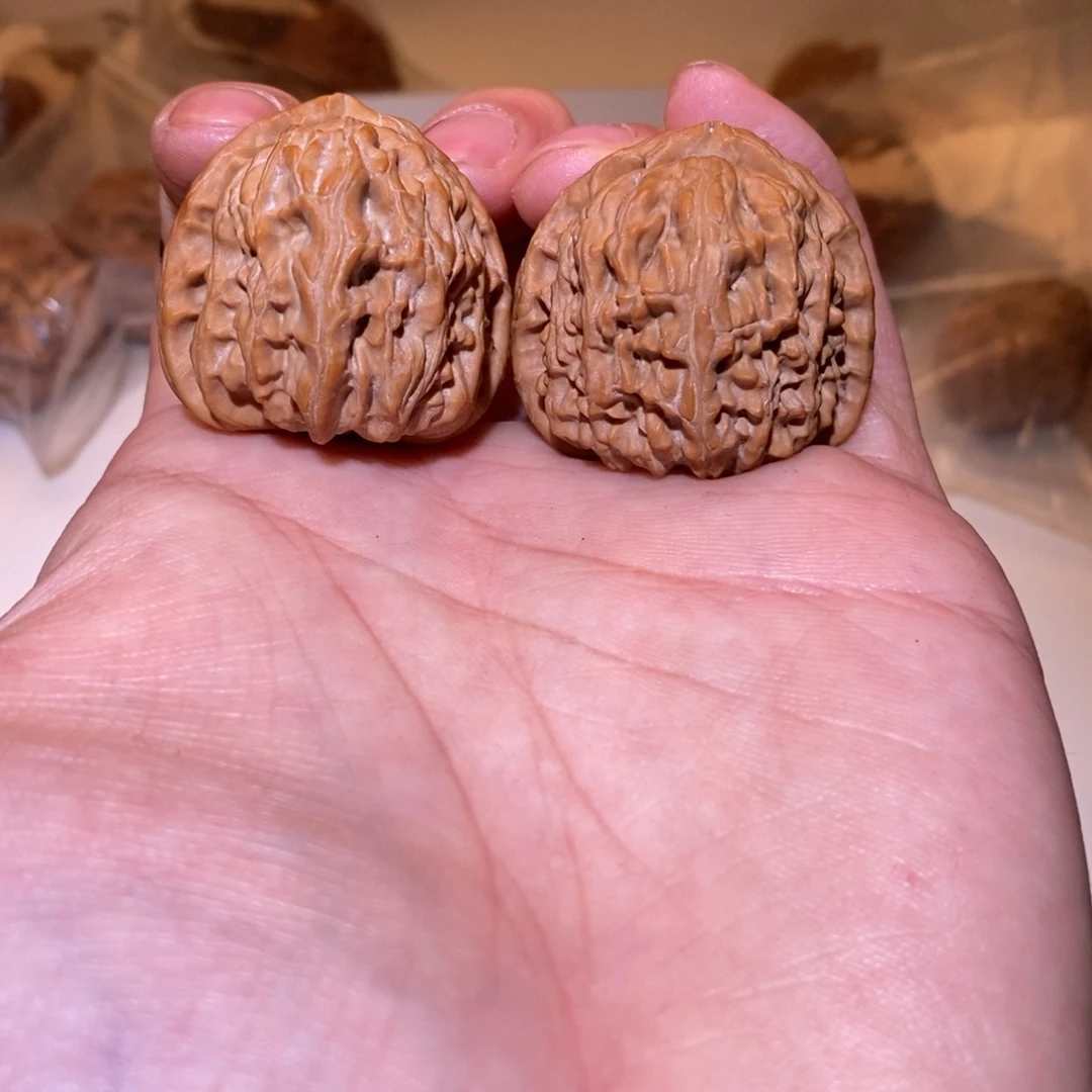 把件文玩核桃全品白茬 三角白