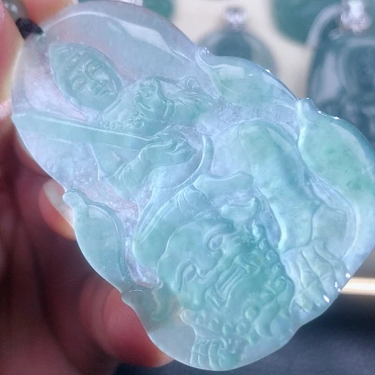 【闪购商品】翡翠颈饰未镶嵌天然翡翠