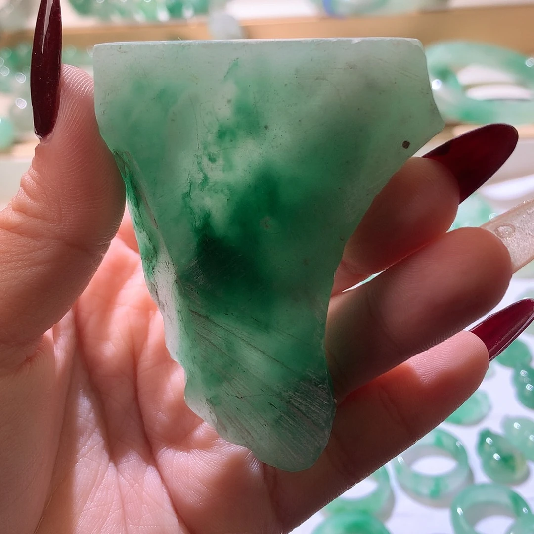 石英质玉未镶嵌珠宝半成品