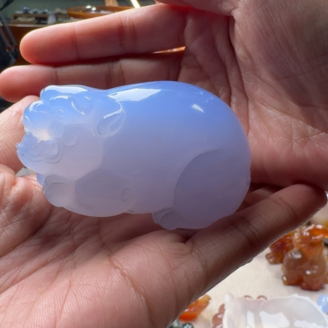 攀***峰玛瑙/玉髓未镶嵌玛瑙手把件