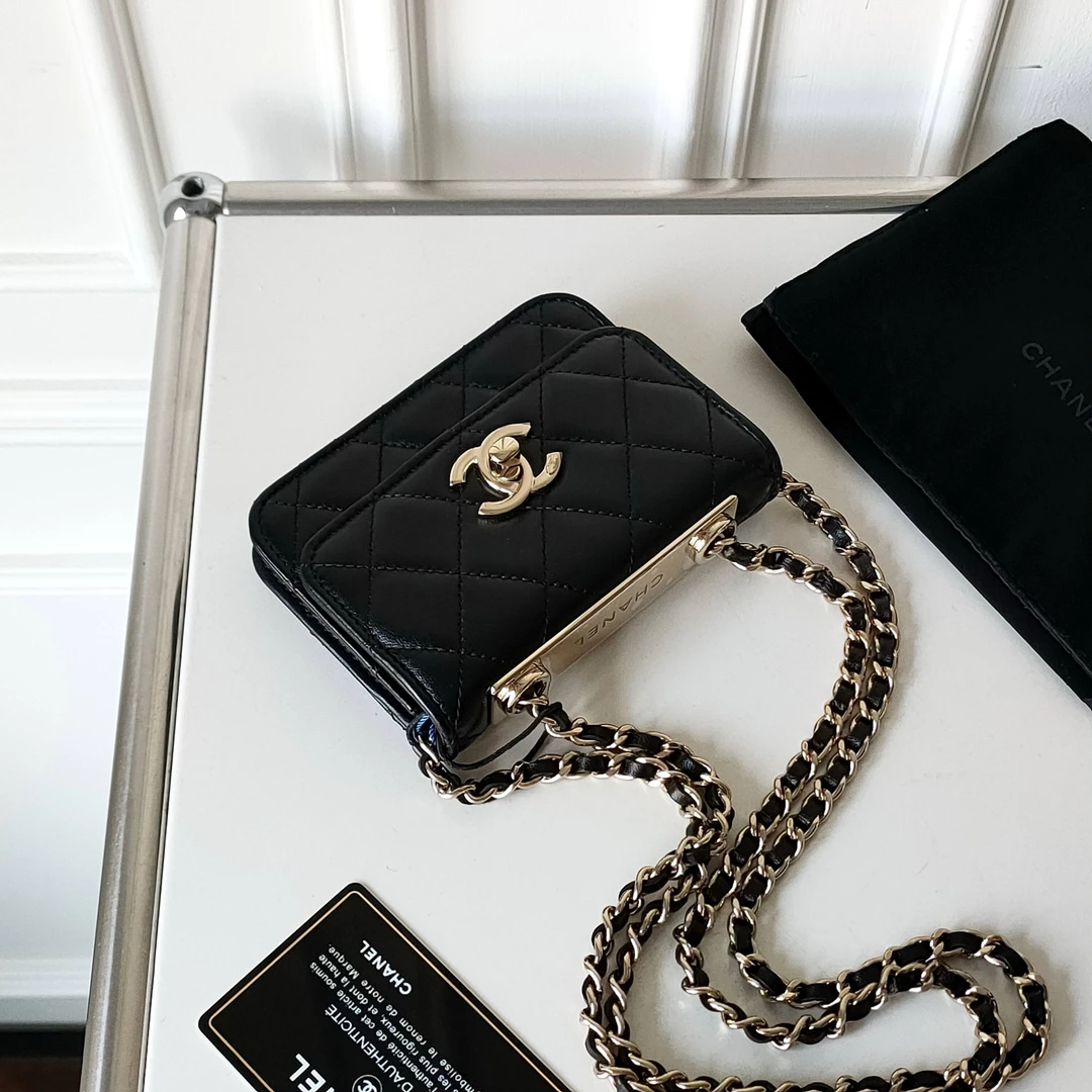 95新 Chanel/香奈儿 Azul-21B黑金羊皮trendy ccmini斜挎包41361