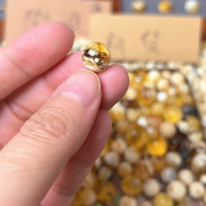 蜜蜡未镶嵌裸石10.3mm一个