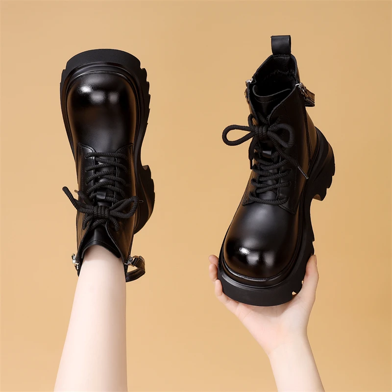 厚底爆款韩版工装靴女2025秋冬新款加绒时尚软底显脚小圆头马丁靴