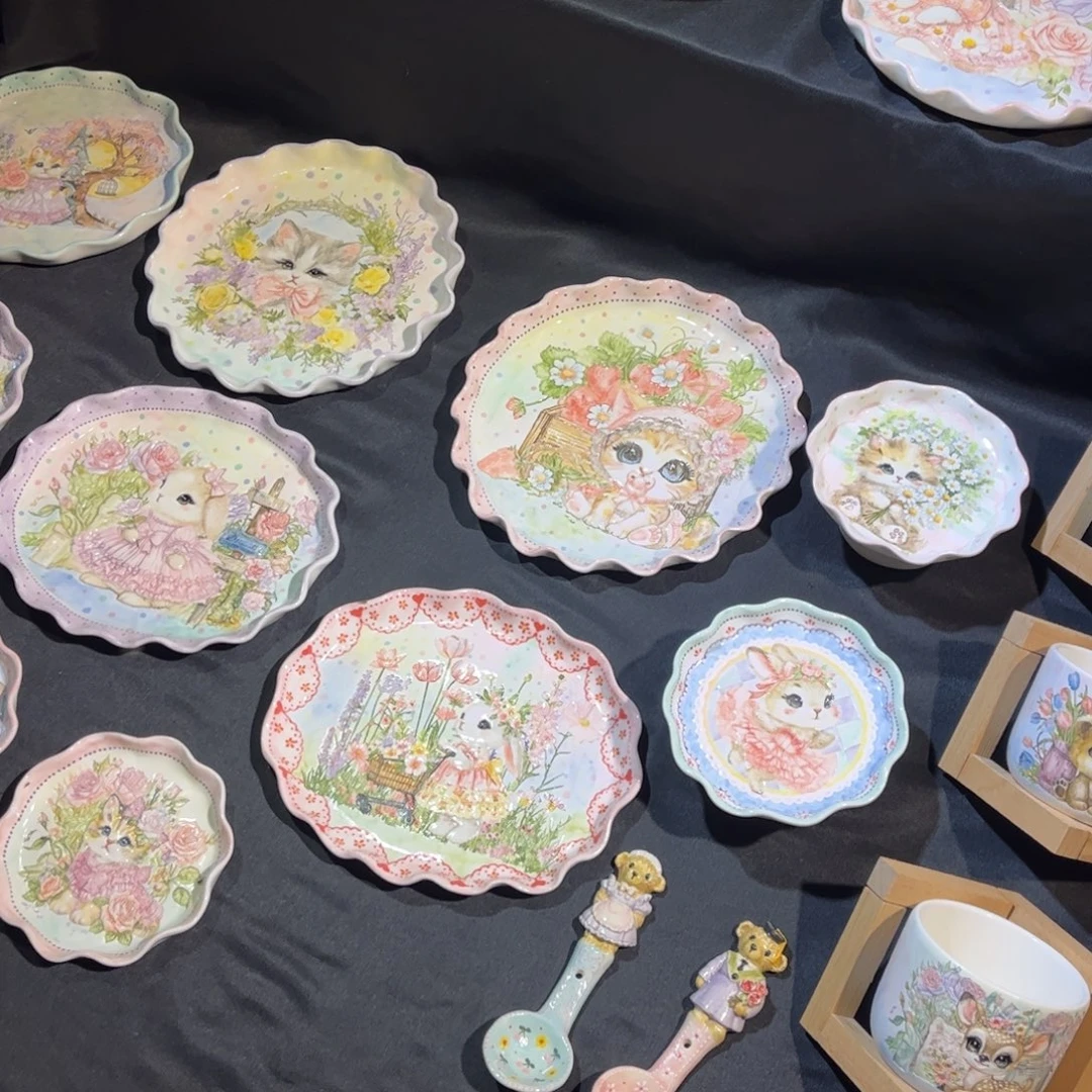 瓷片8808一起逛集市啦